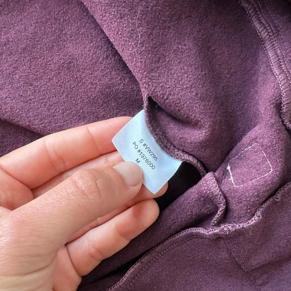 Vuori Modern Halo Full Zip in Maroon - Picture 5 of 8